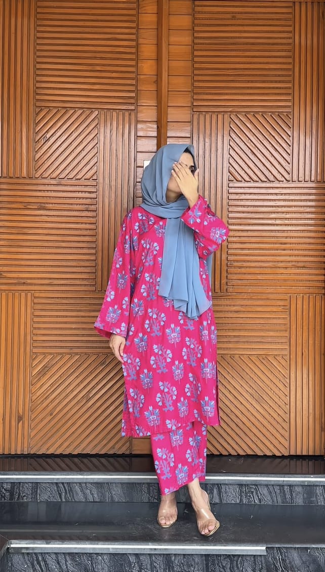 Chic Pink Stitched Sapphire Suits - Premium Linen Collection (2PC)
