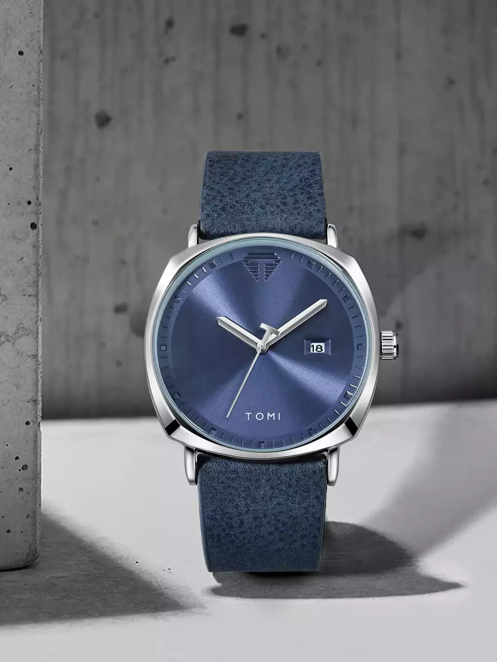 TOMI T-044 Men's Watch Quartz Date Leather Strap (Blue)
