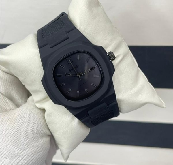 Skmei New Men Quartz Watch With Silicone Strap ( Original ) | Best Quality Men Watch In Black Color | Best Quality Analog Watch For Men